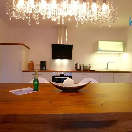 Apartament Lisa-marie 1 *